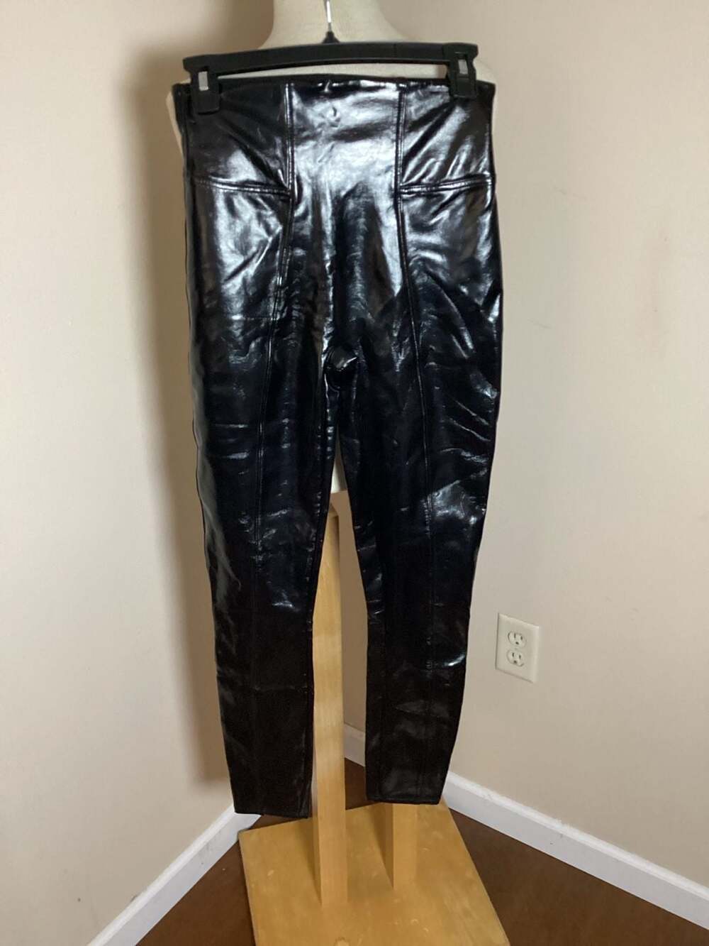 Spanx Faux Patent Leather Leggings Size S Black Liquid Gloss